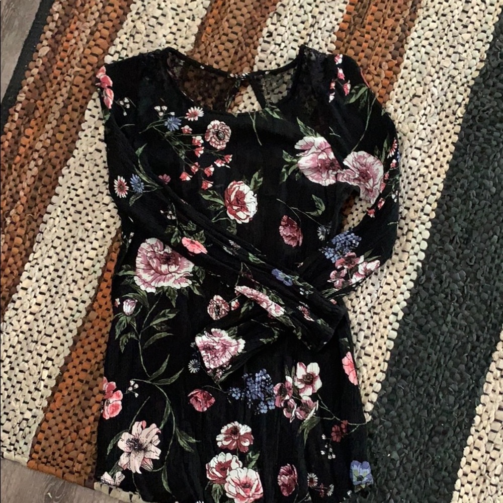 Dry goods top